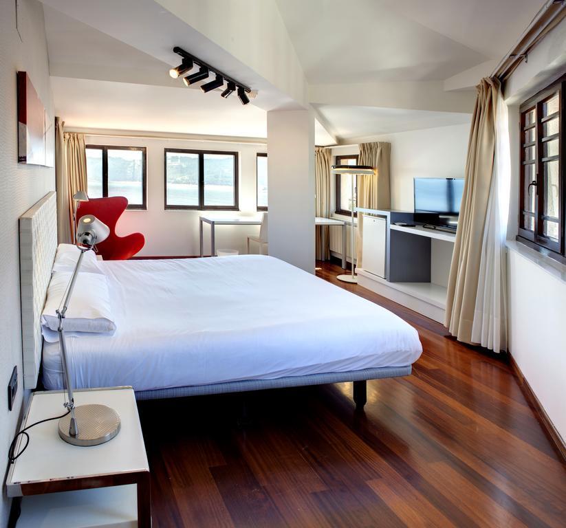 Hotel Lastres Miramar Chambre photo